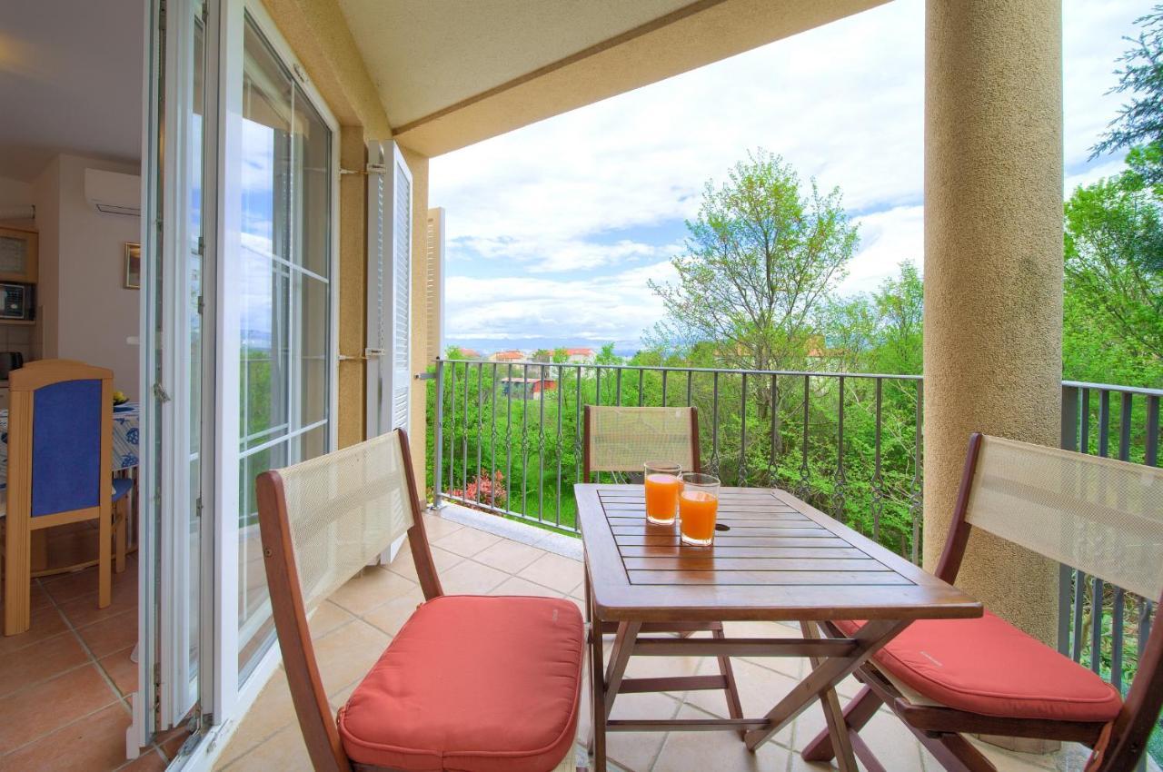 Apartment Camellia Vantacici Zewnętrze zdjęcie