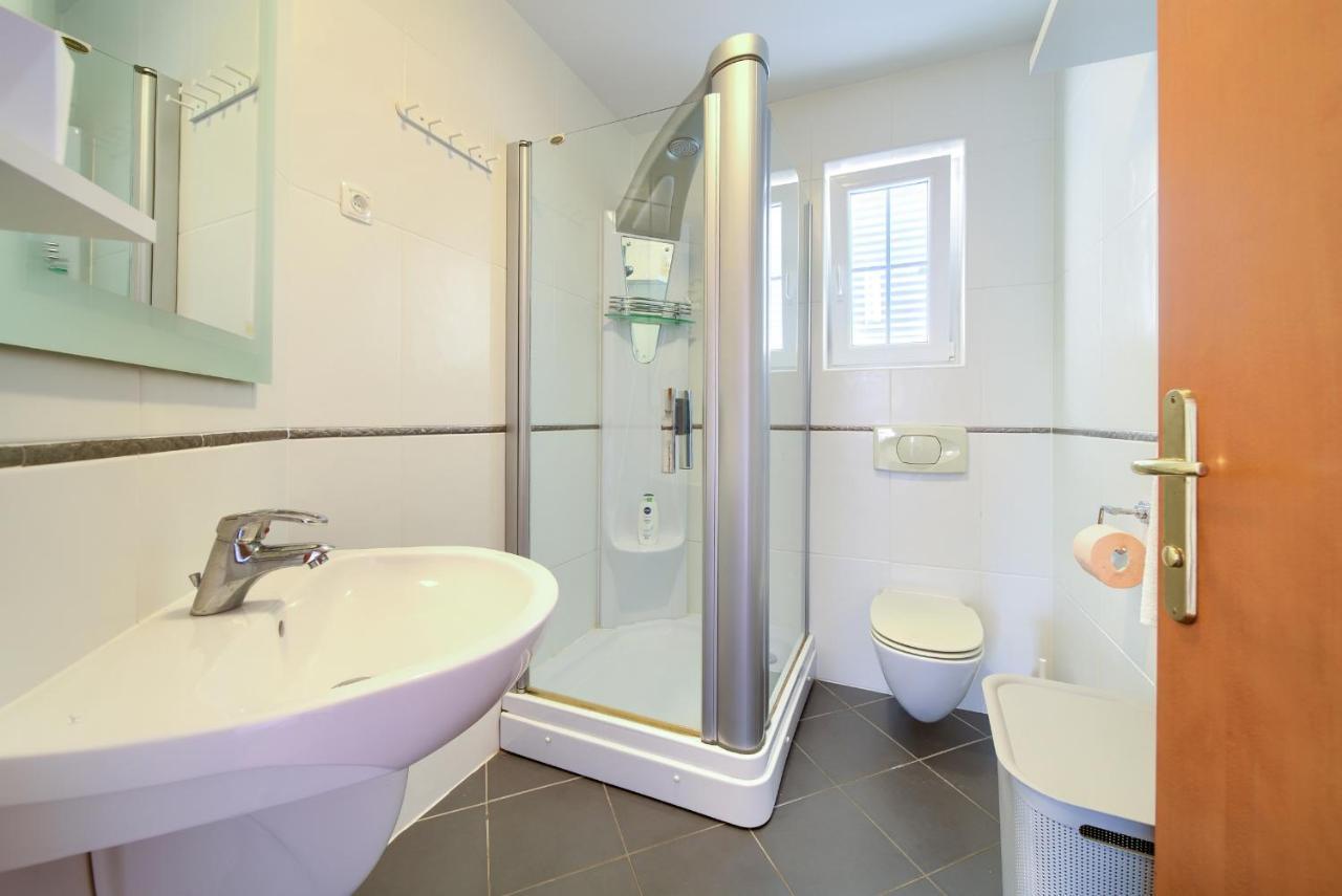 Apartment Camellia Vantacici Zewnętrze zdjęcie